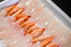 Sashimi Tôm Thẻ Luộc Xẻ Lưng